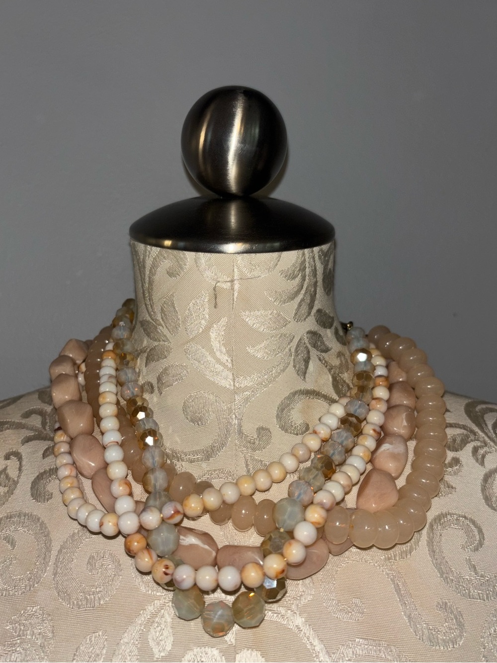 Signed BR BANANA REPUBLIC Goldtone Pink Beads 5 Strands 17" Necklace _Preloved